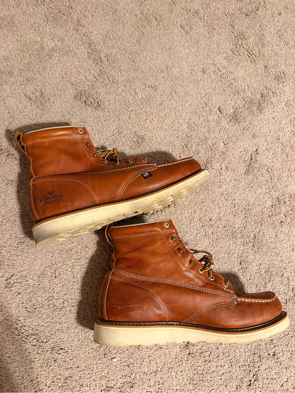 THOROGOOD AMERICAN HERITAGE 6" TOBACCO MOC TOE WORK BOOTS - Picture 4 of 6